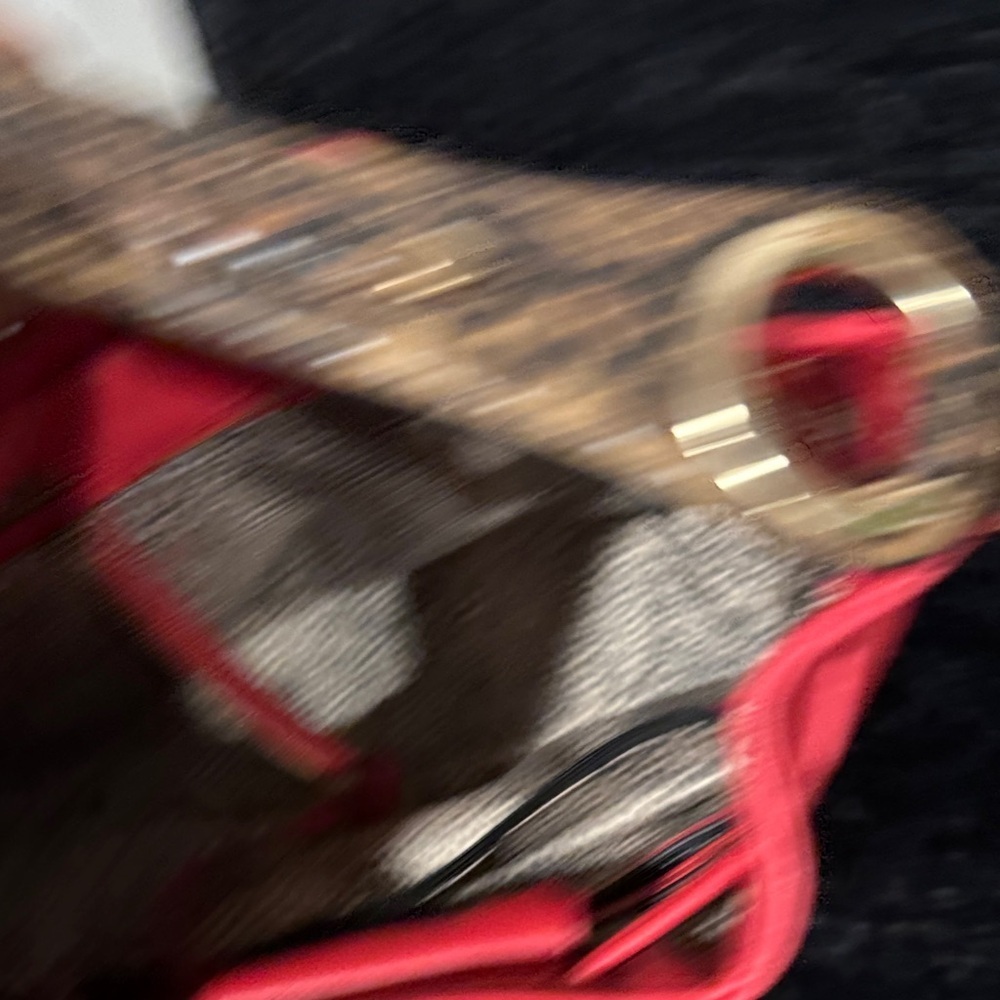 Red Shoulder Bag - Picture 4 of 6